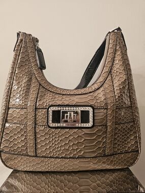 Vintage Guess Y2K Era Taupe Croc-Embossed Shoulder Bag with Crystal